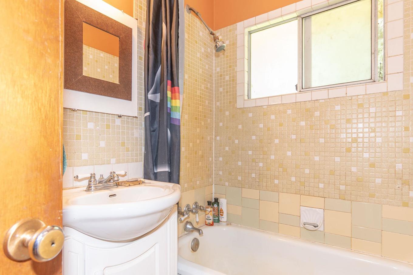 2564 Montague Road, Galiano Island, BC