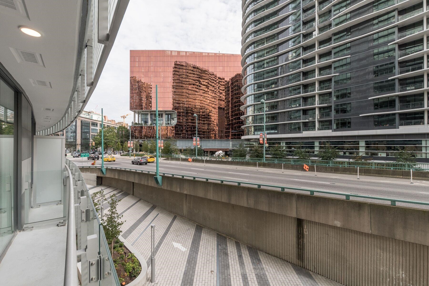 210-89 Nelson, Vancouver, BC