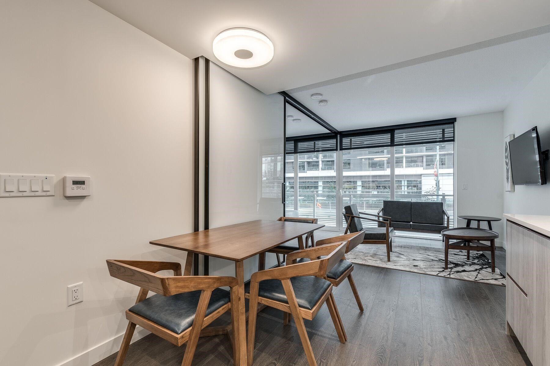 210-89 Nelson, Vancouver, BC