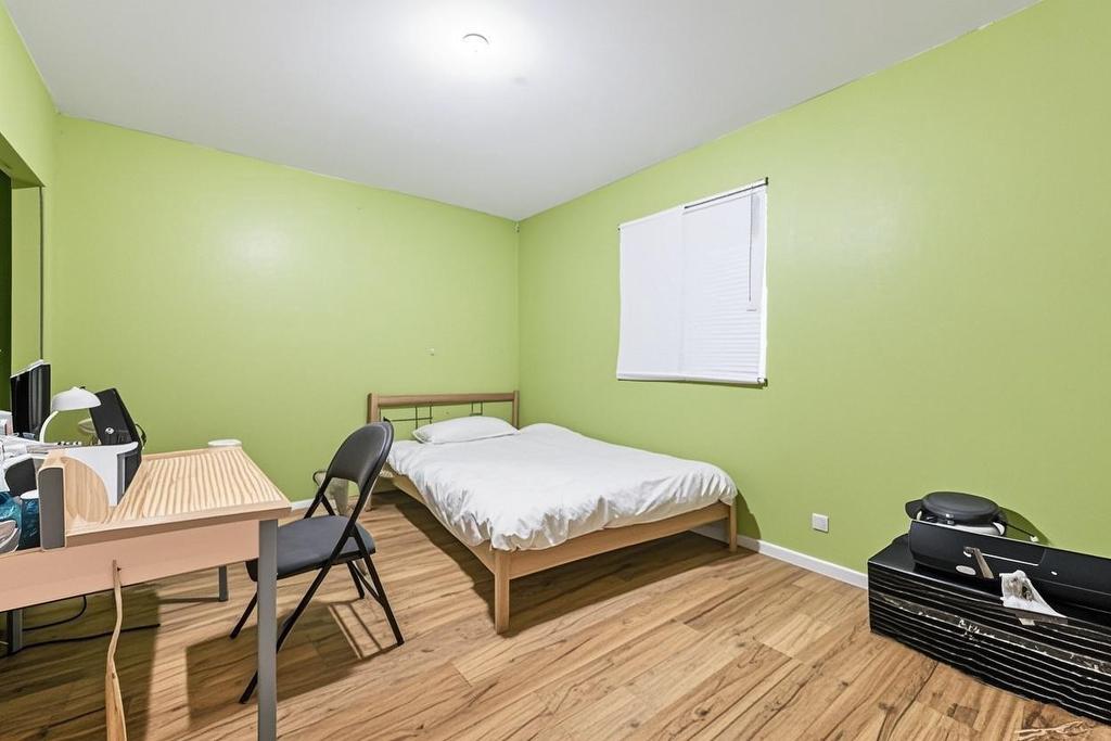 250 Duthie Avenue, Burnaby, BC