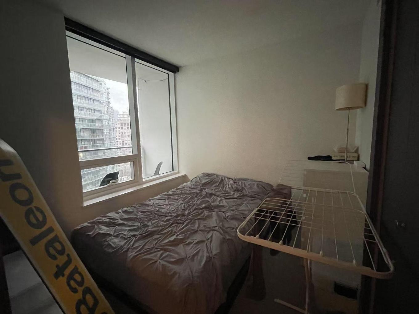 1817-68 Smithe Street, Vancouver, BC