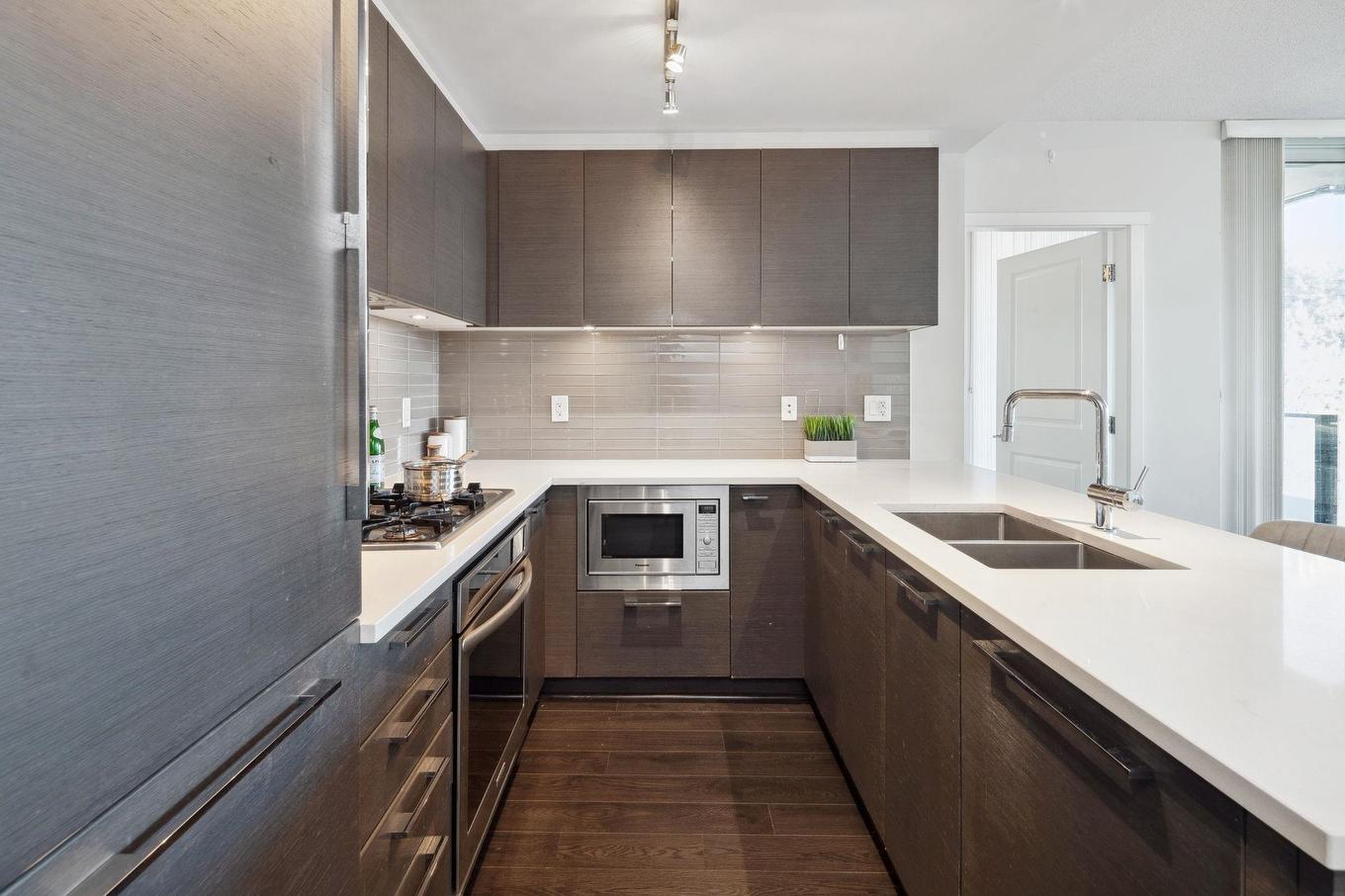 509-6658 Dow Avenue, Burnaby, BC