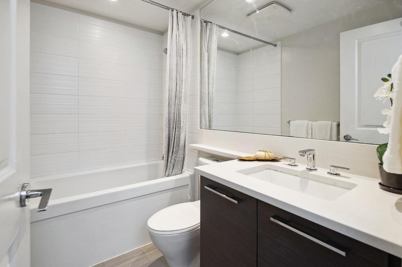 509-6658 Dow Avenue, Burnaby, BC