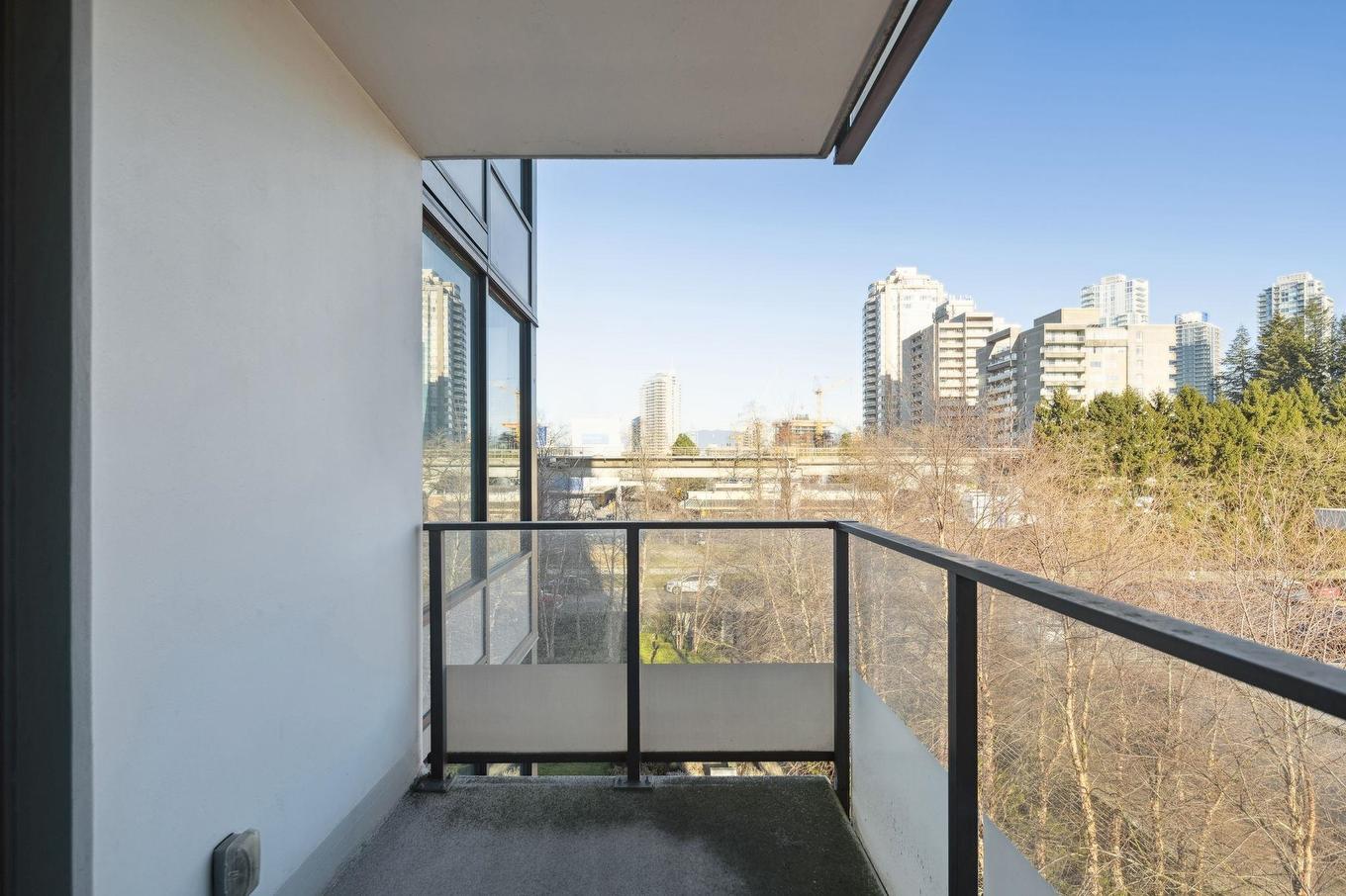 509-6658 Dow Avenue, Burnaby, BC