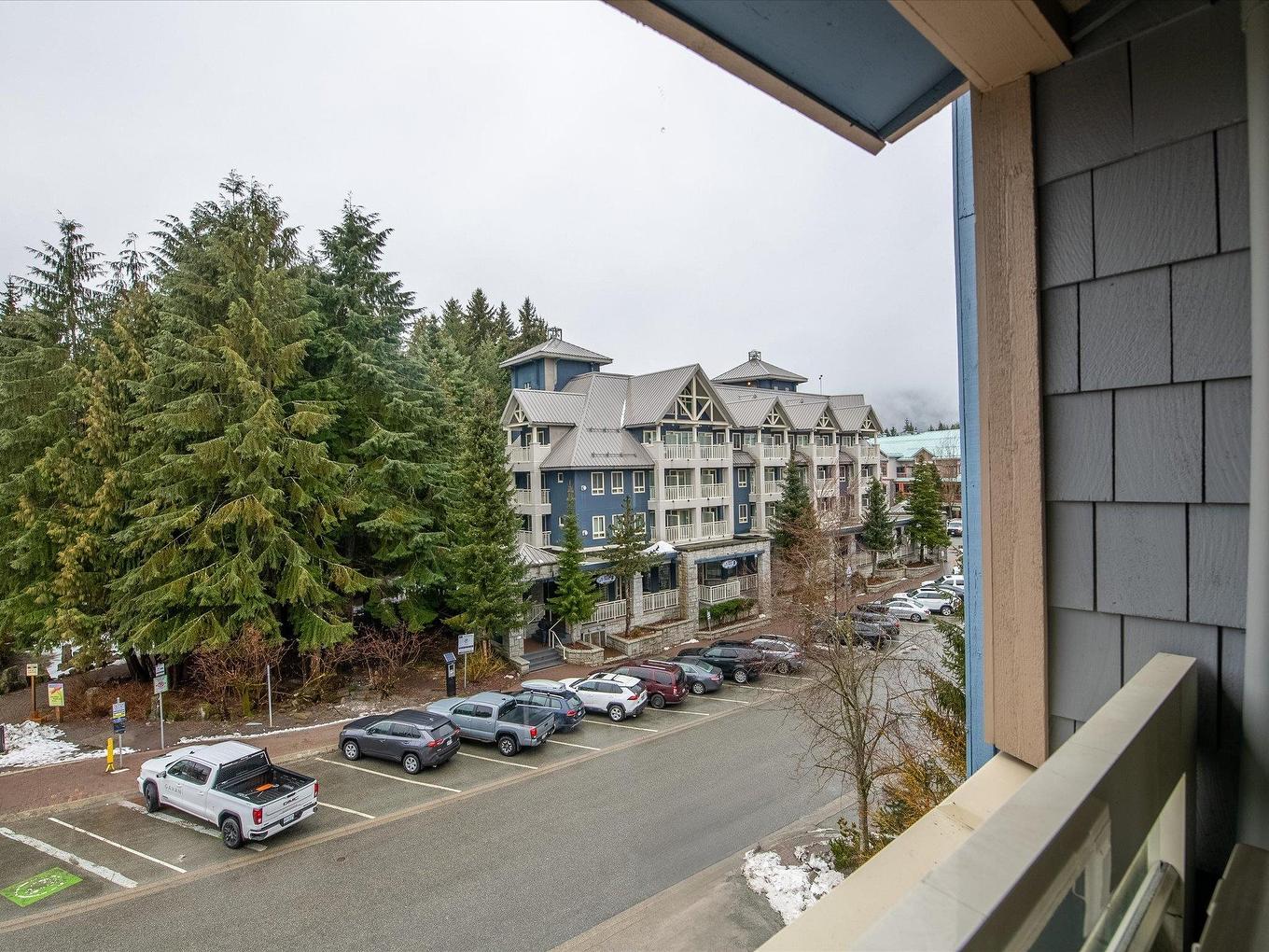 323-4338 Main Street, Whistler, BC