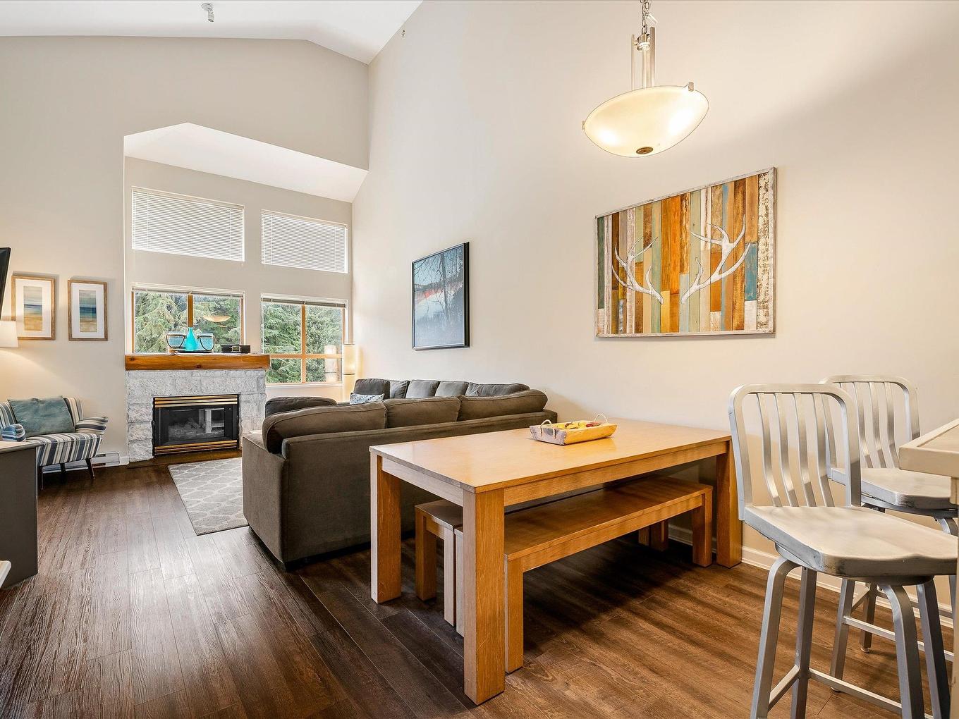 323-4338 Main Street, Whistler, BC