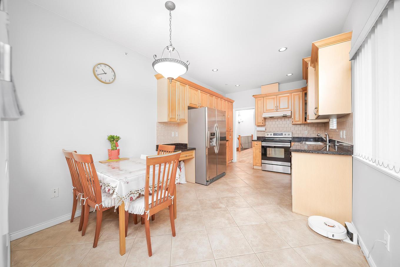 3320 43Rd Avenue E, Vancouver, BC