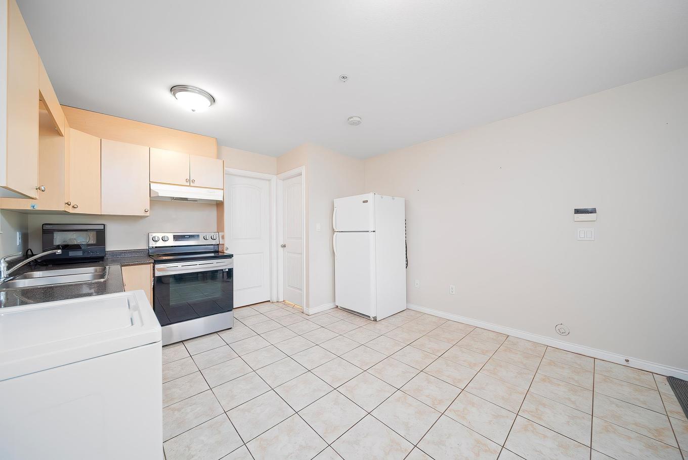 3320 43Rd Avenue E, Vancouver, BC