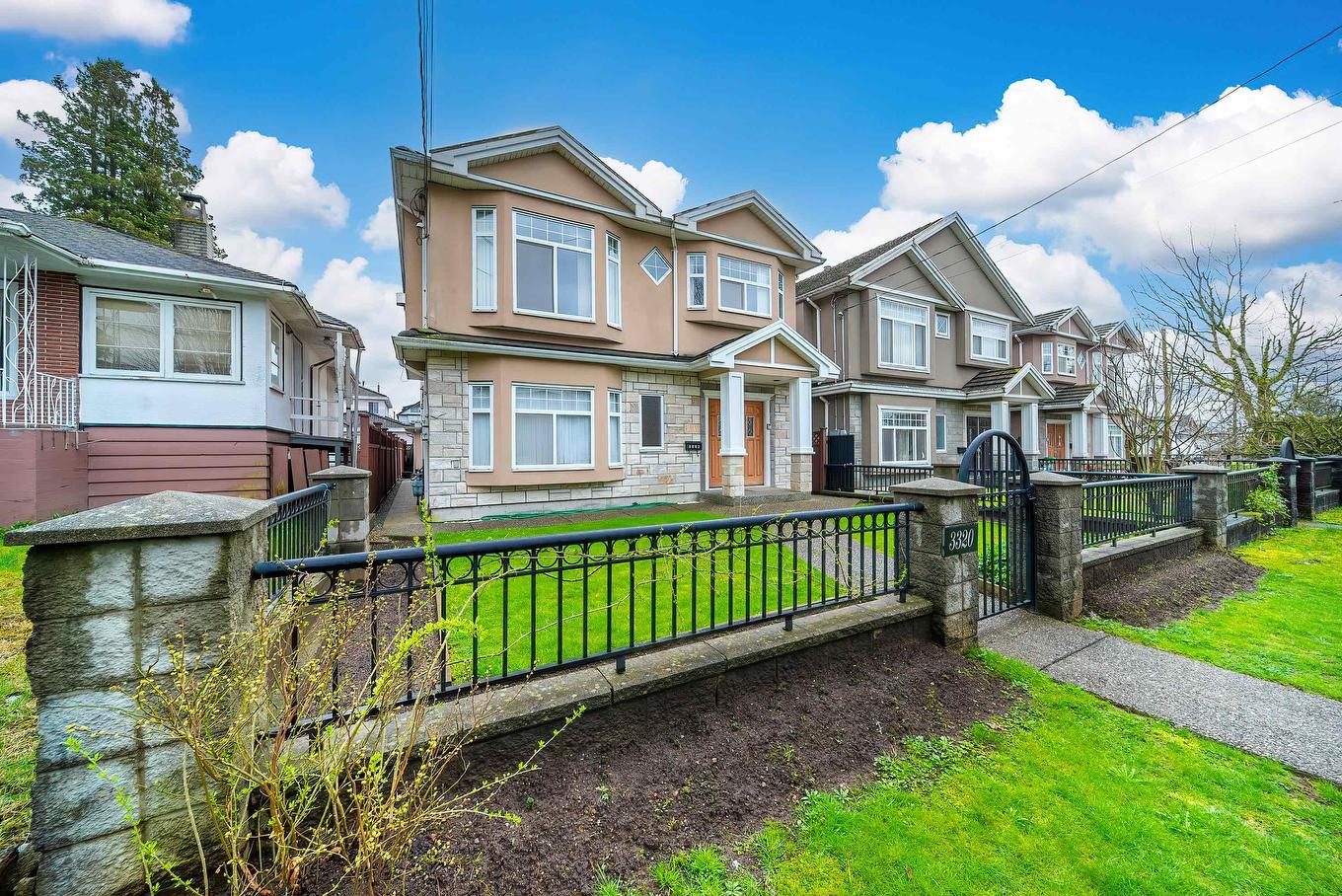 3320 43Rd Avenue E, Vancouver, BC
