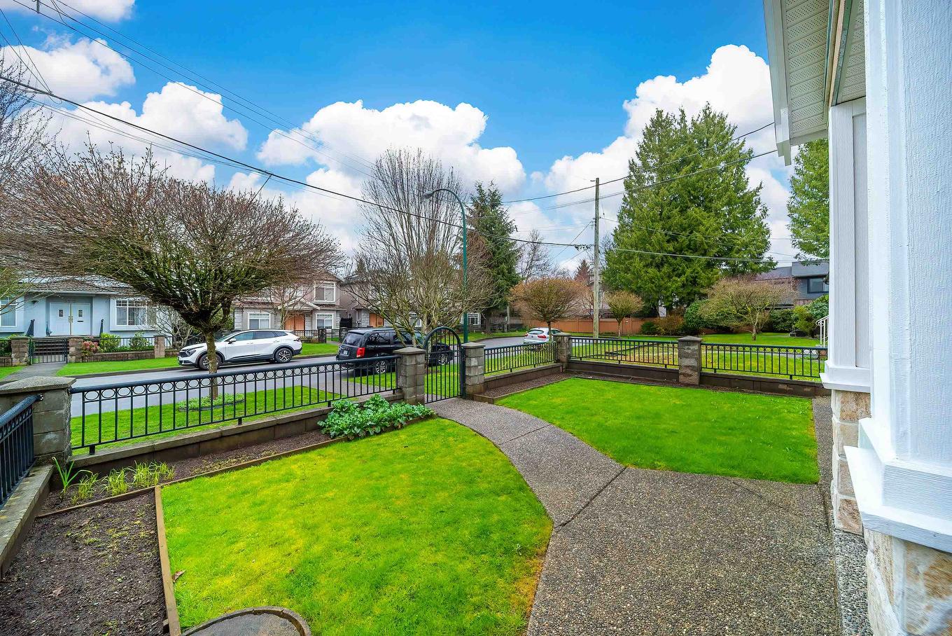 3320 43Rd Avenue E, Vancouver, BC