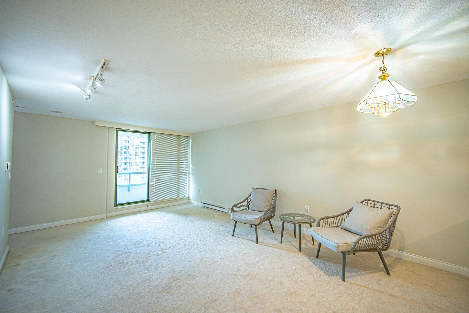 1201-7380 Elmbridge Way, Richmond, BC