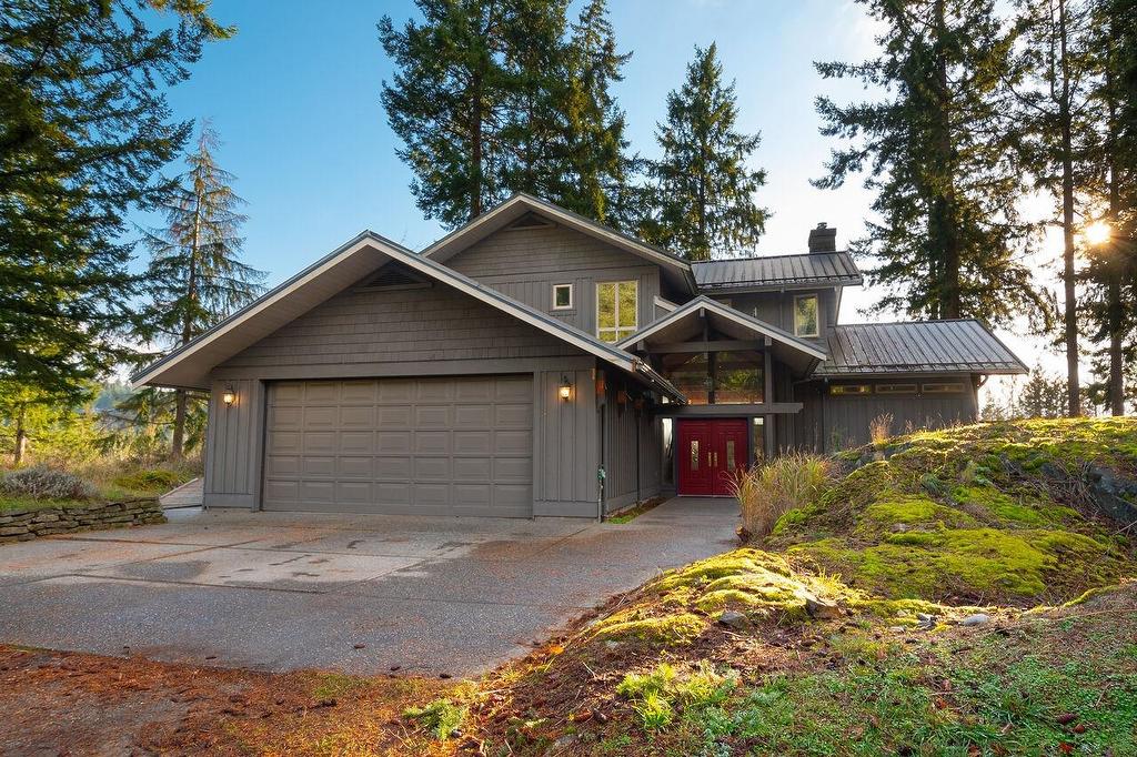 620 Laura Road, Bowen Island, BC