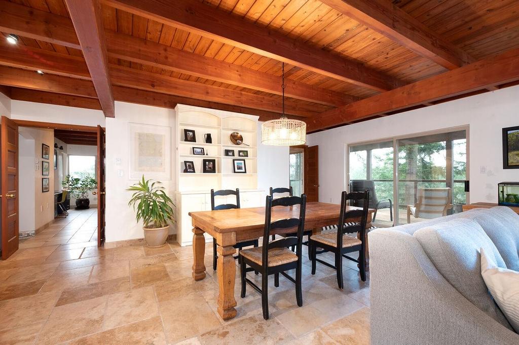 620 Laura Road, Bowen Island, BC