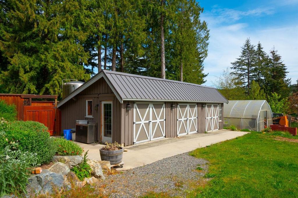 620 Laura Road, Bowen Island, BC