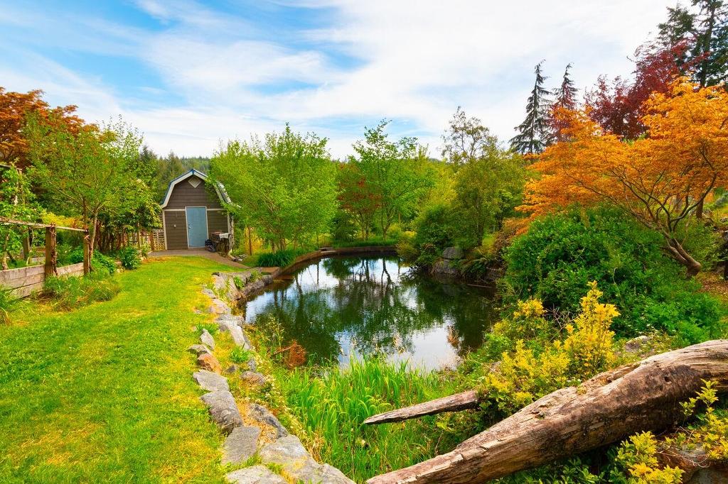 620 Laura Road, Bowen Island, BC