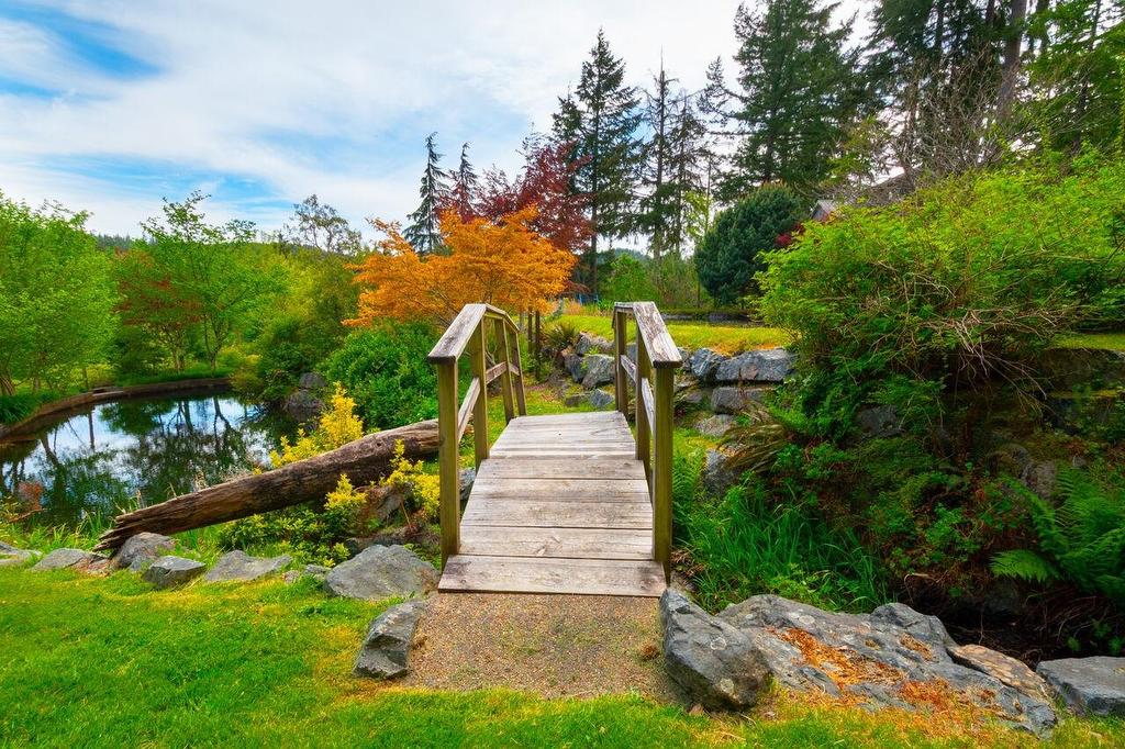 620 Laura Road, Bowen Island, BC