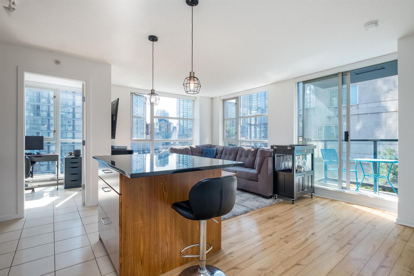 608-1199 Seymour Street, Vancouver, BC