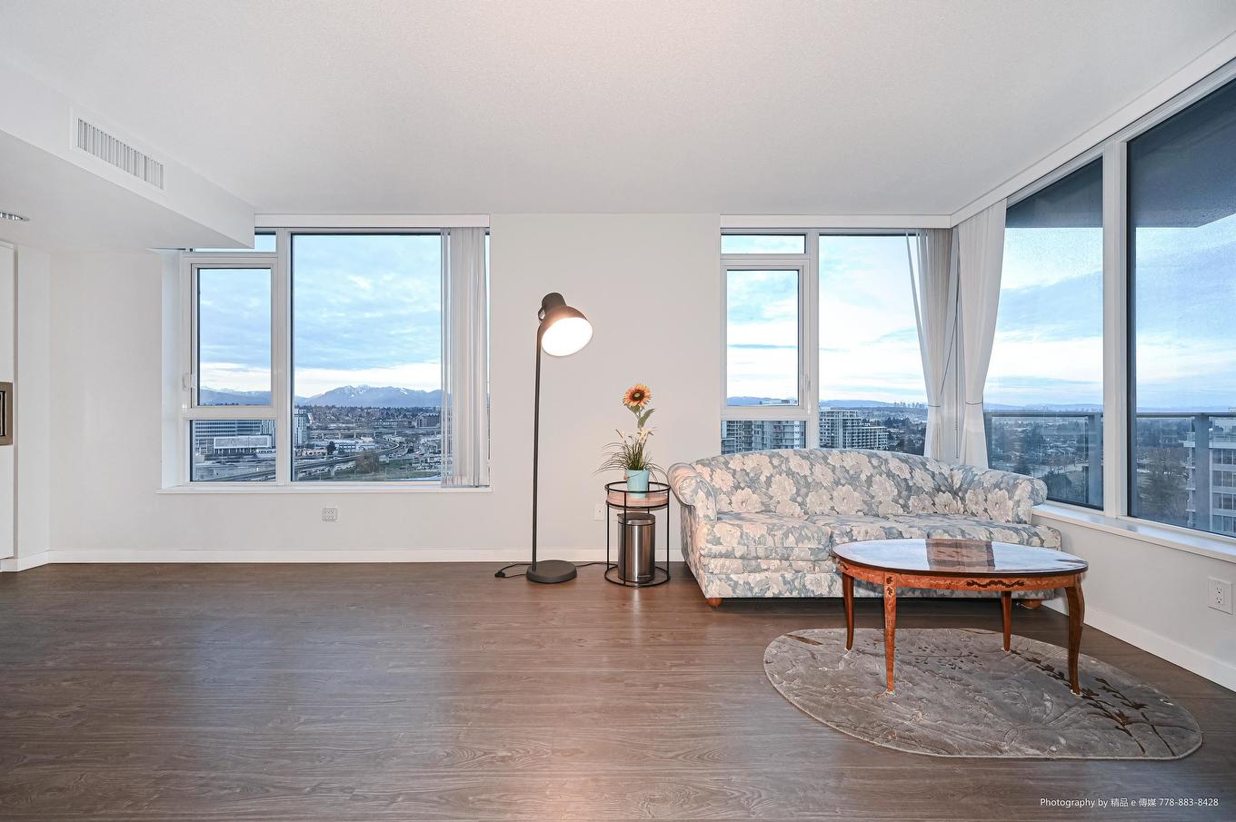 1702-8333 Sweet Avenue, Richmond, BC