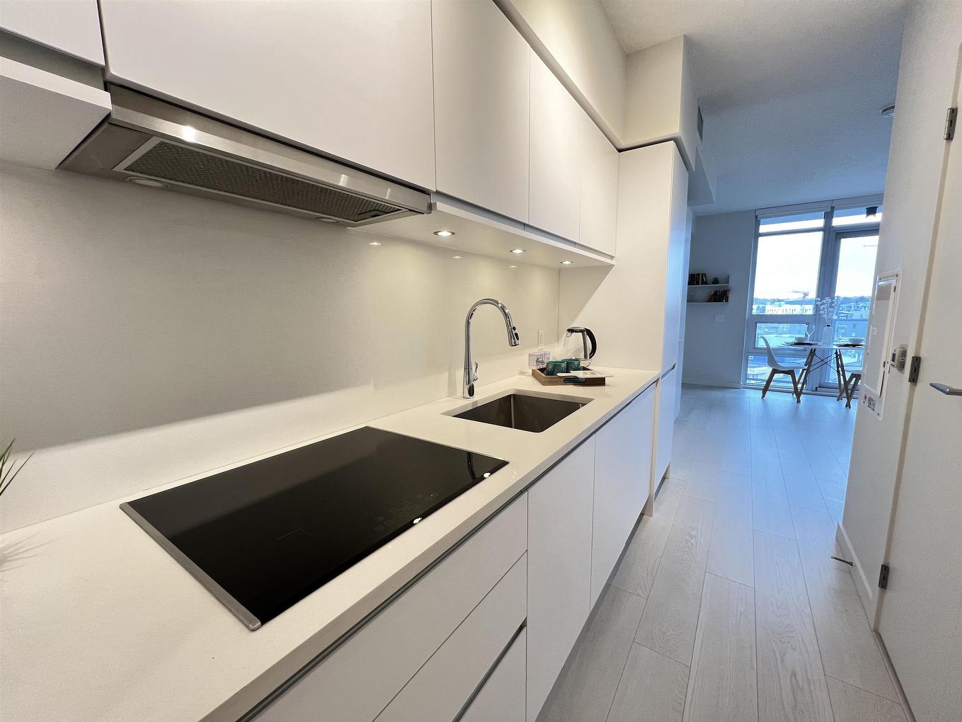 809-180 2Nd Avenue E, Vancouver, BC