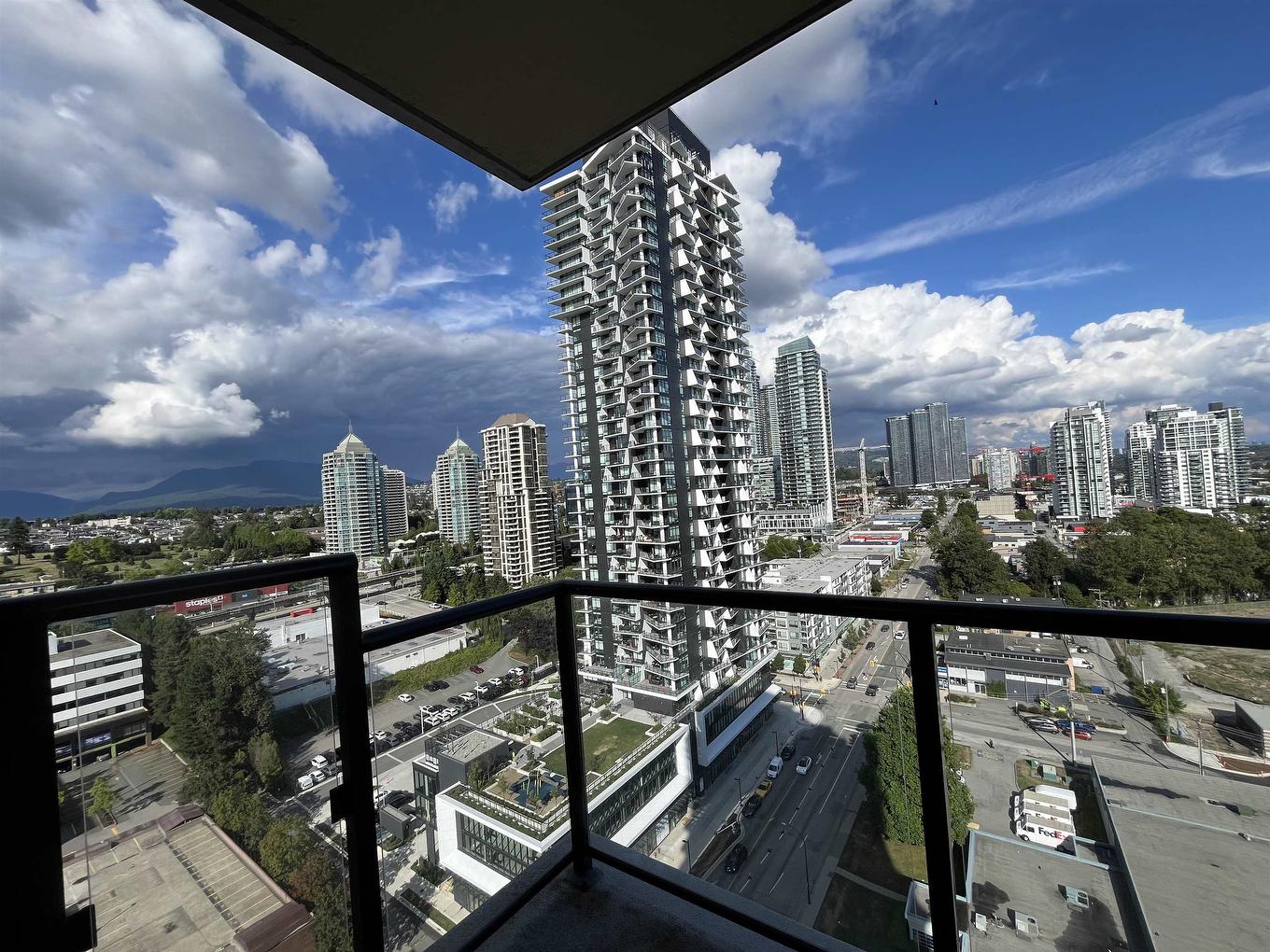 2003-4250 Dawson Street, Burnaby, BC