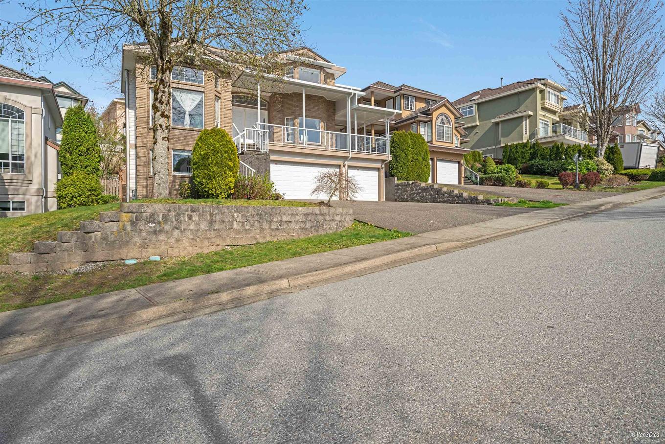 2551 Sapphire Place, Coquitlam, BC