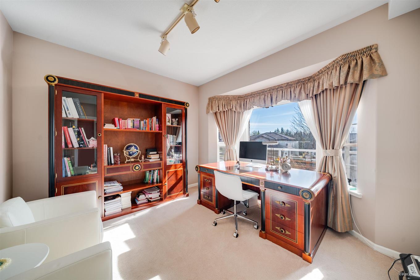 2551 Sapphire Place, Coquitlam, BC