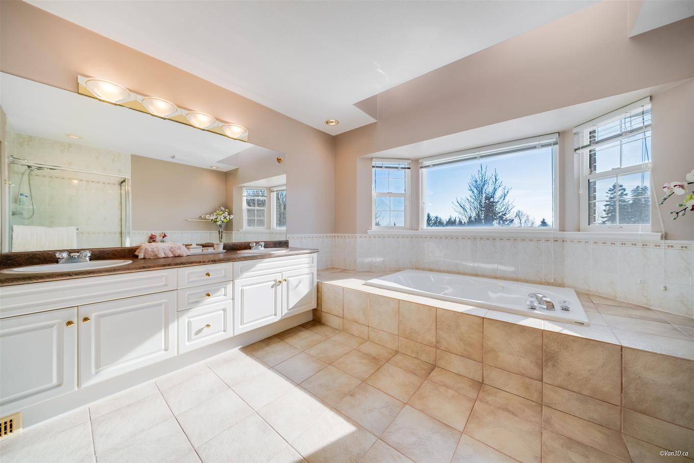 2551 Sapphire Place, Coquitlam, BC