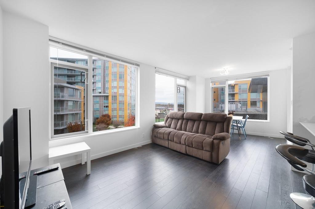 602-7688 Alderbridge Way, Richmond, BC