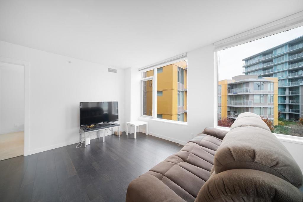 602-7688 Alderbridge Way, Richmond, BC