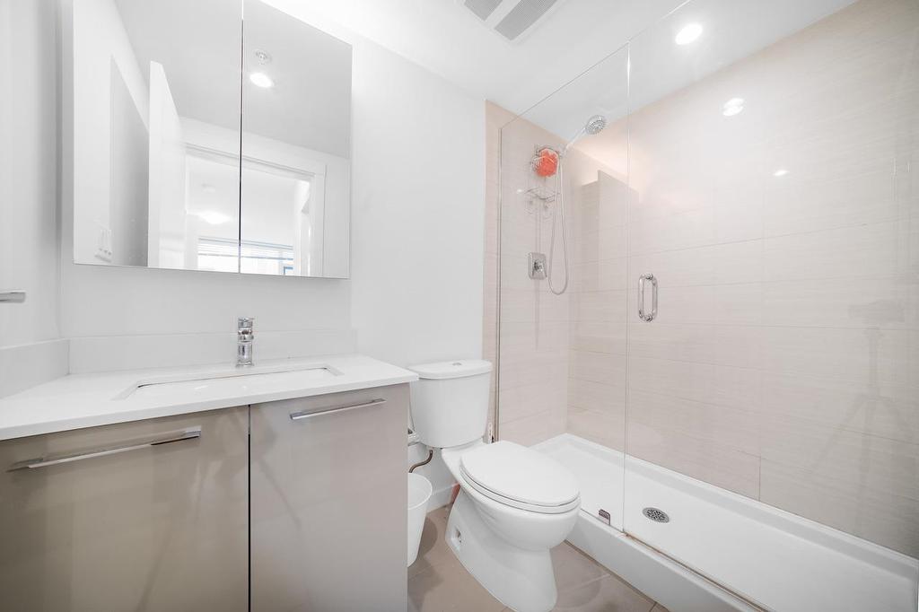 602-7688 Alderbridge Way, Richmond, BC