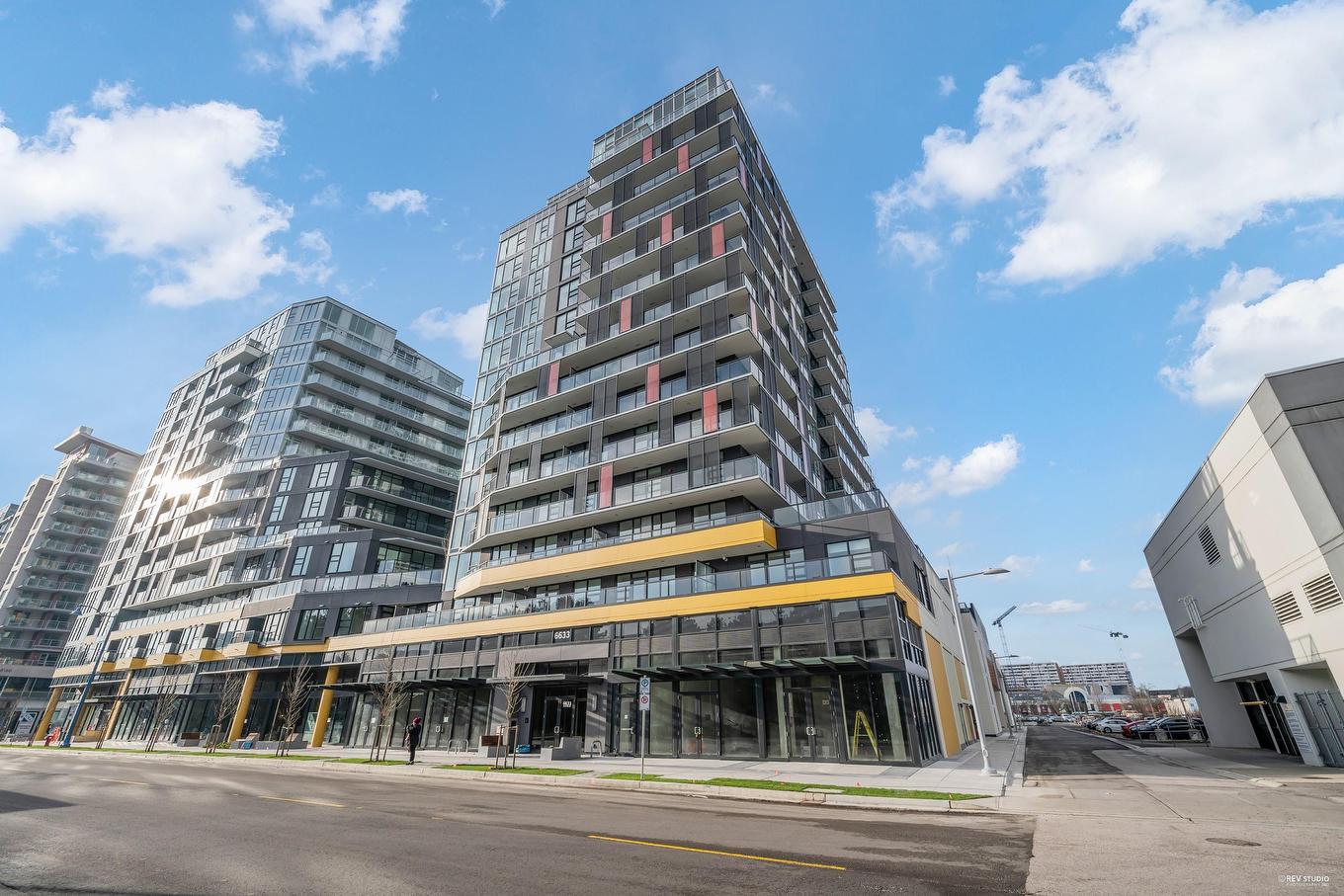 702-6633 Buswell Street, Richmond, BC