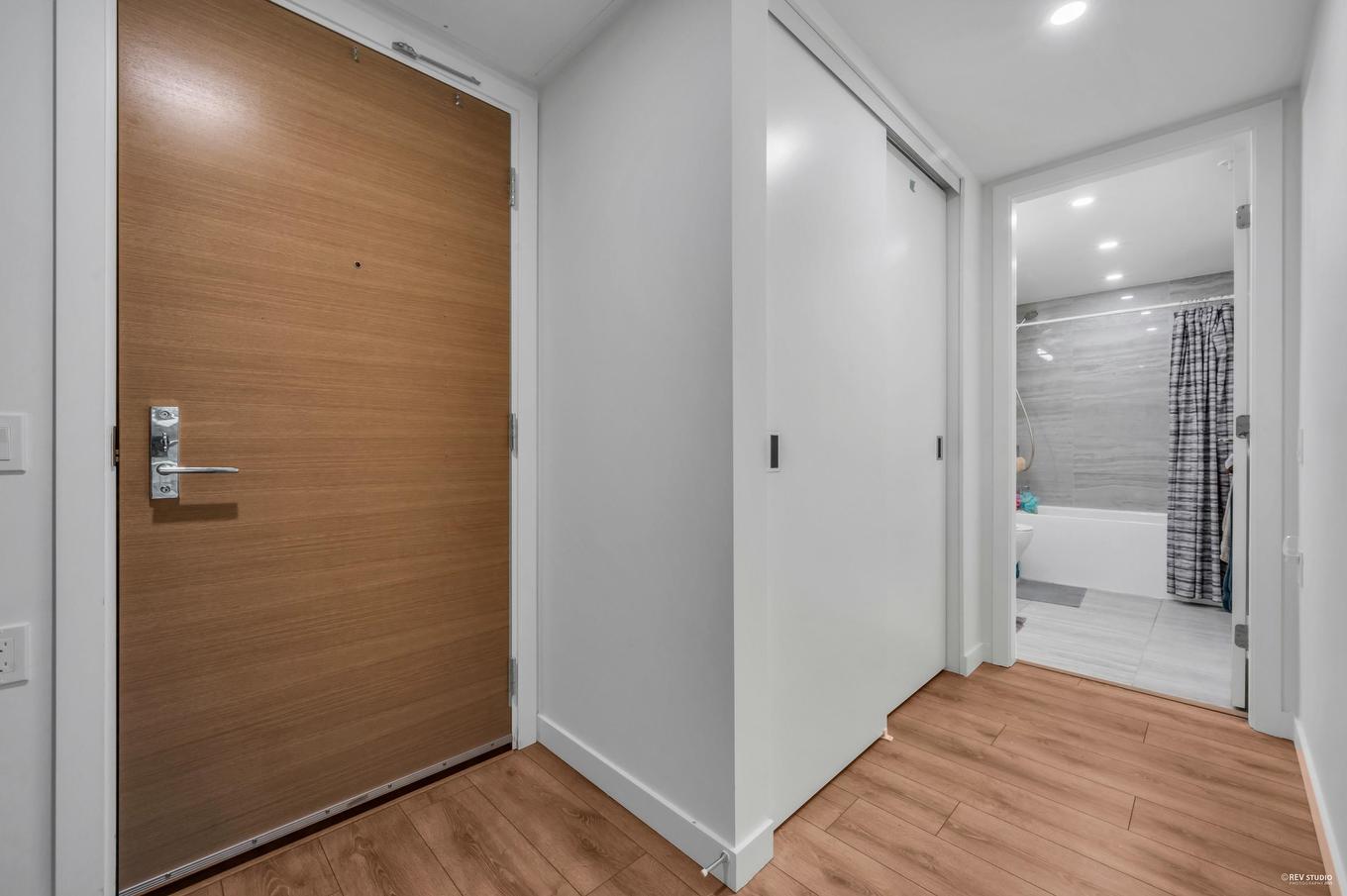 702-6633 Buswell Street, Richmond, BC