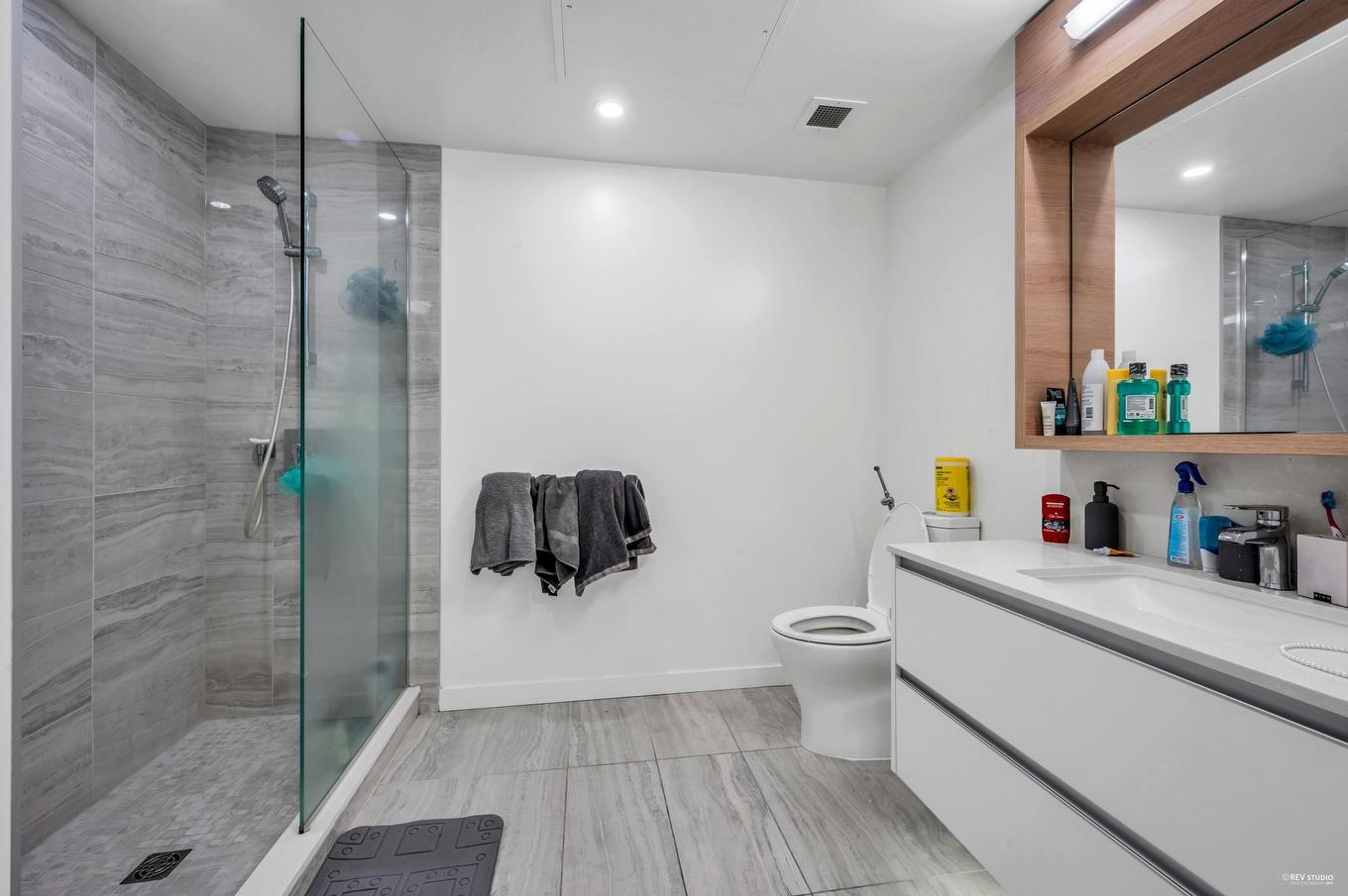 702-6633 Buswell Street, Richmond, BC