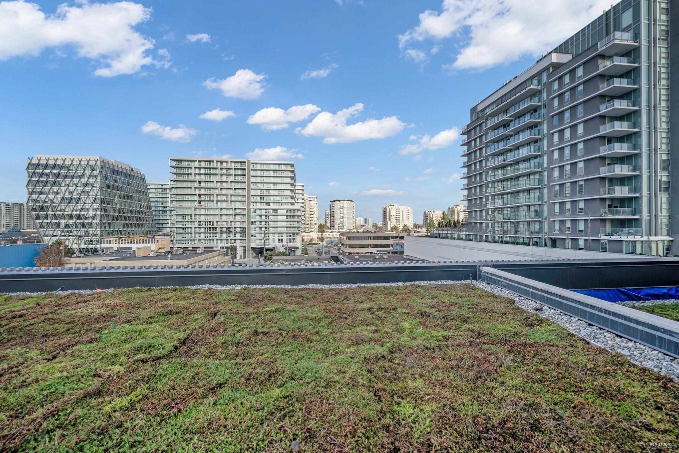 702-6633 Buswell Street, Richmond, BC