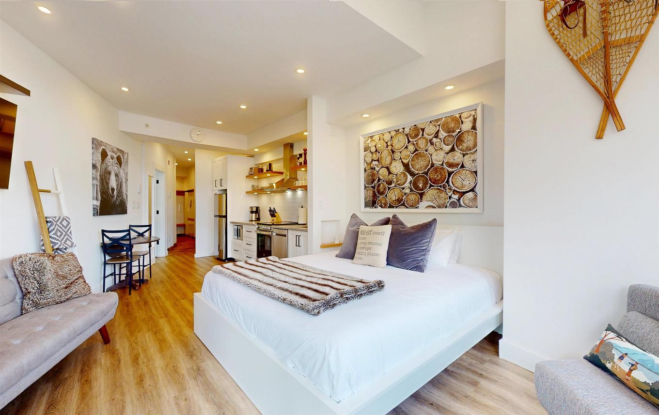 320-4368 Main Street, Whistler, BC