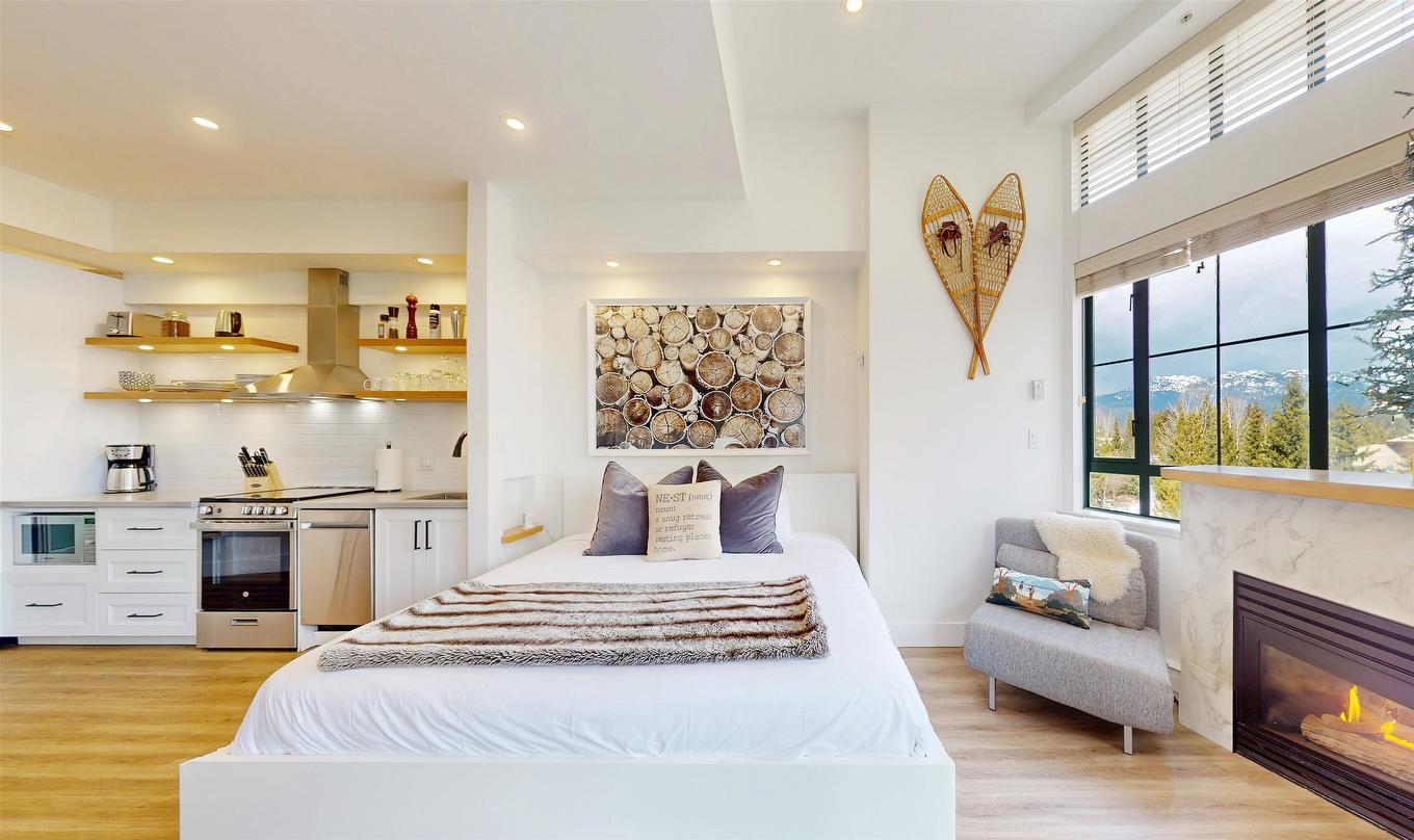 320-4368 Main Street, Whistler, BC