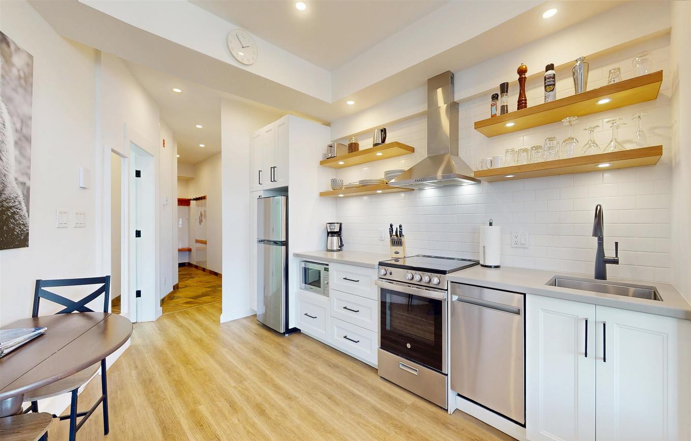 320-4368 Main Street, Whistler, BC