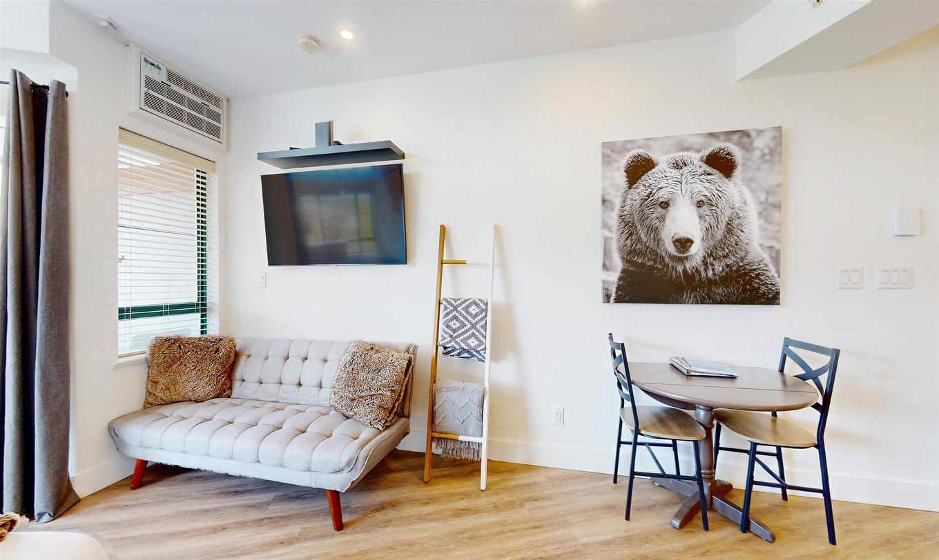 320-4368 Main Street, Whistler, BC