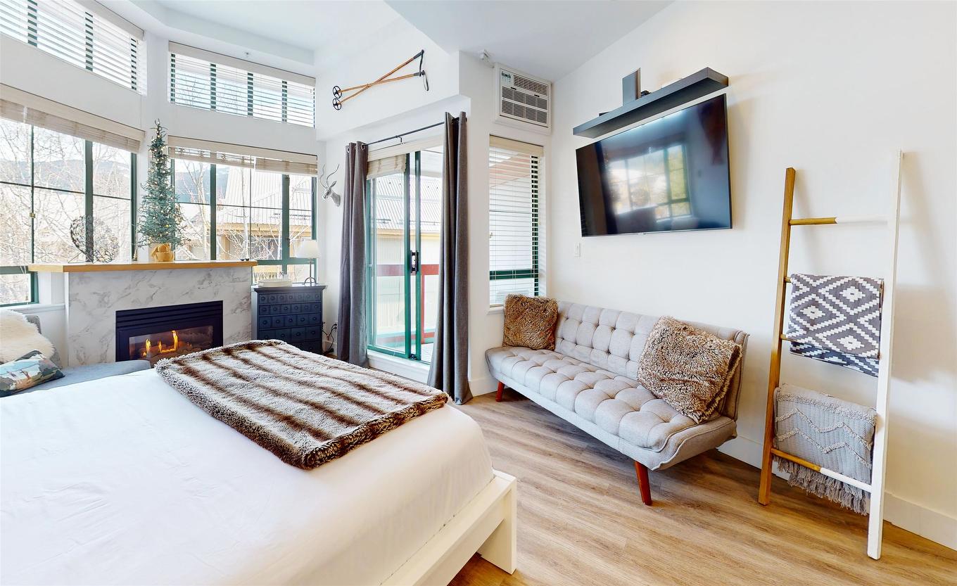 320-4368 Main Street, Whistler, BC