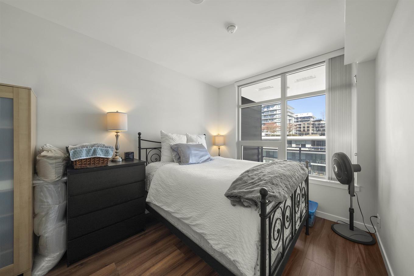 904-8699 Hazelbridge Way, Richmond, BC