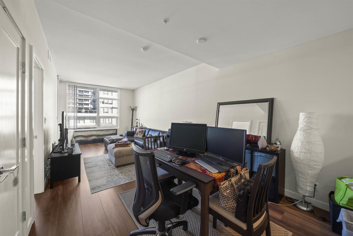 904-8699 Hazelbridge Way, Richmond, BC