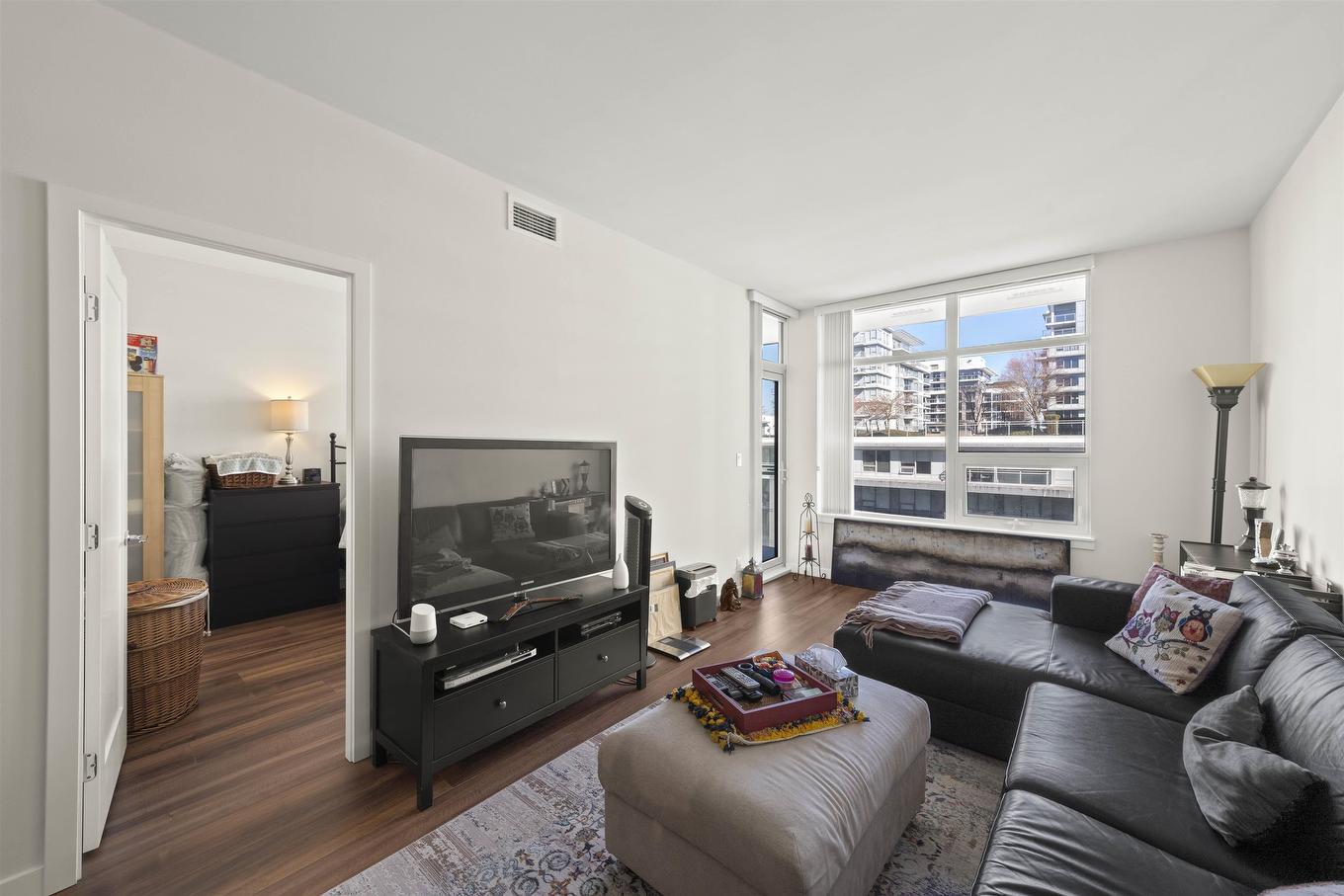 904-8699 Hazelbridge Way, Richmond, BC