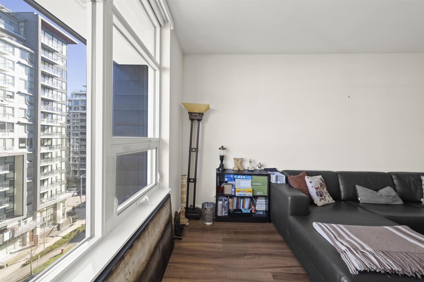 904-8699 Hazelbridge Way, Richmond, BC