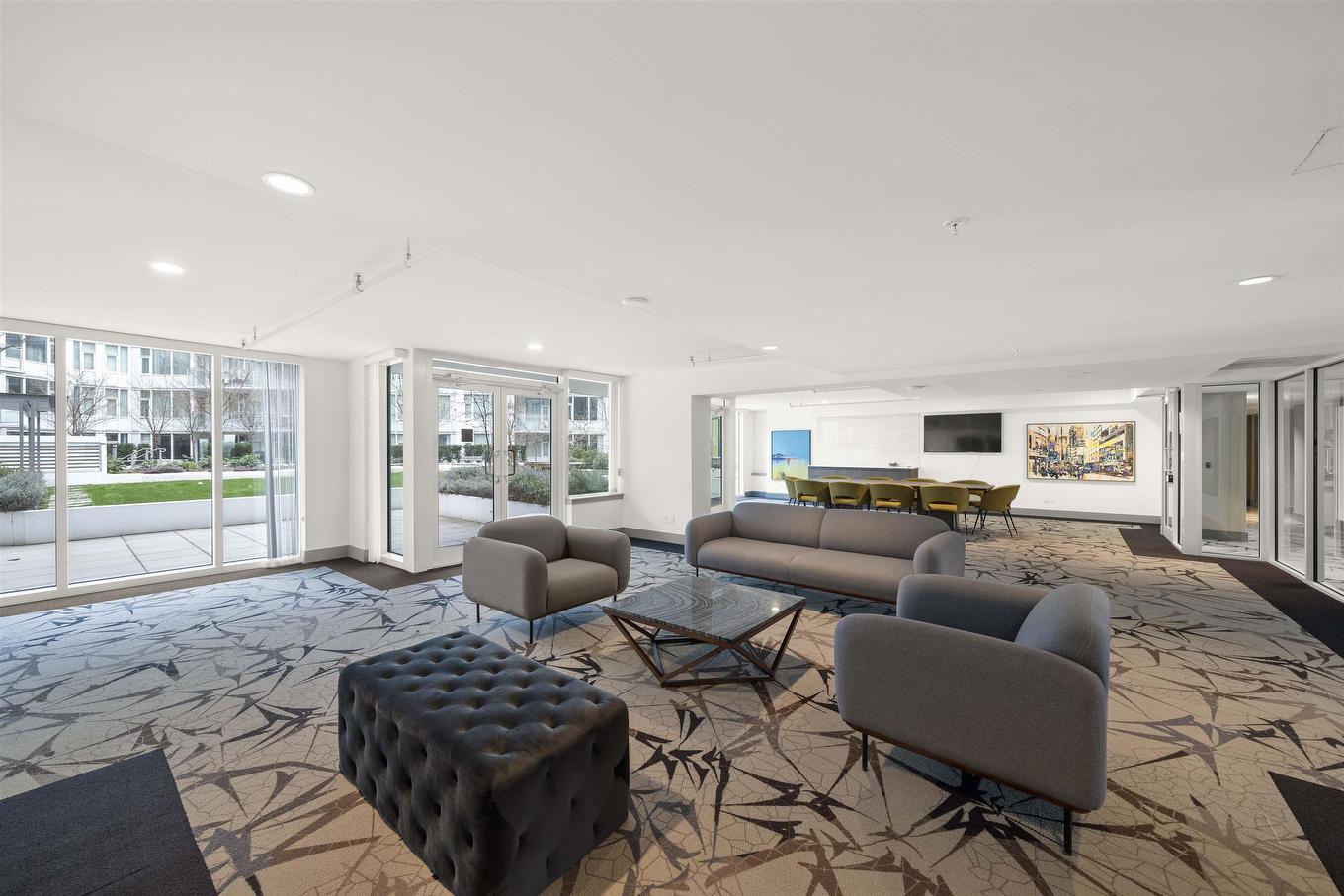 904-8699 Hazelbridge Way, Richmond, BC