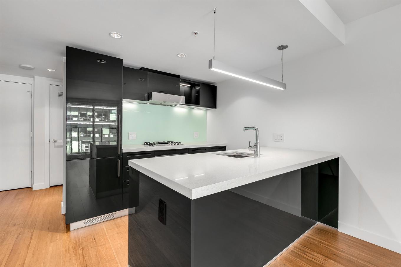 2608-777 Richards Street, Vancouver, BC