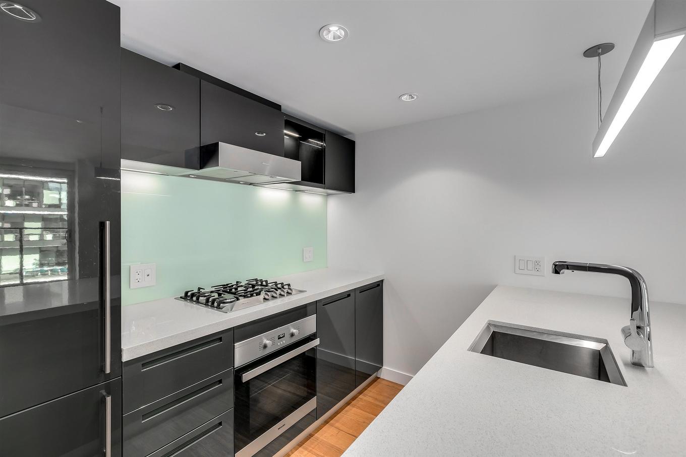 2608-777 Richards Street, Vancouver, BC