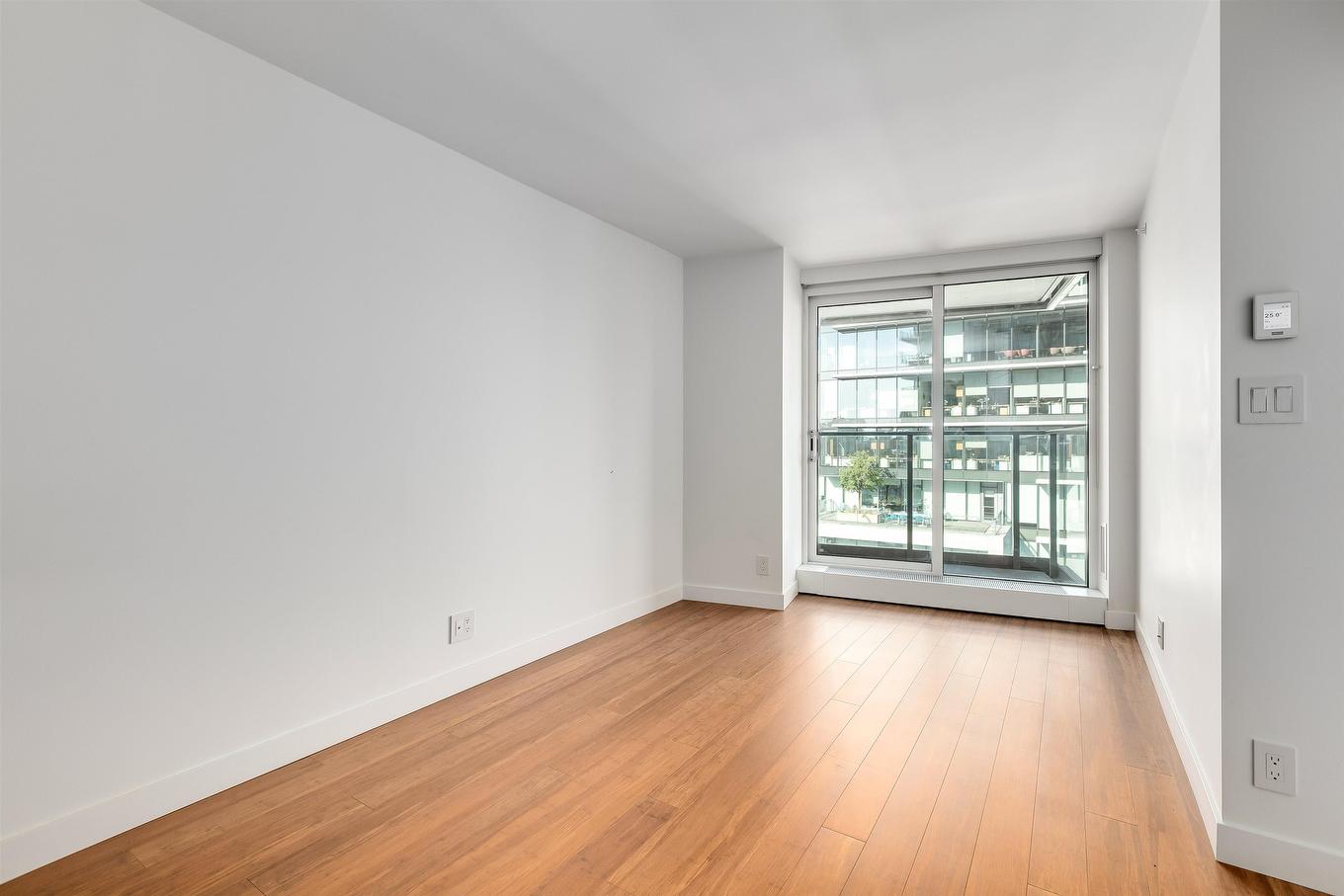 2608-777 Richards Street, Vancouver, BC