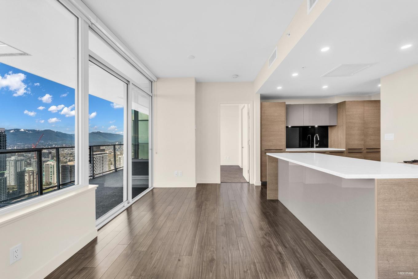 3605-6383 Mckay Avenue, Burnaby, BC