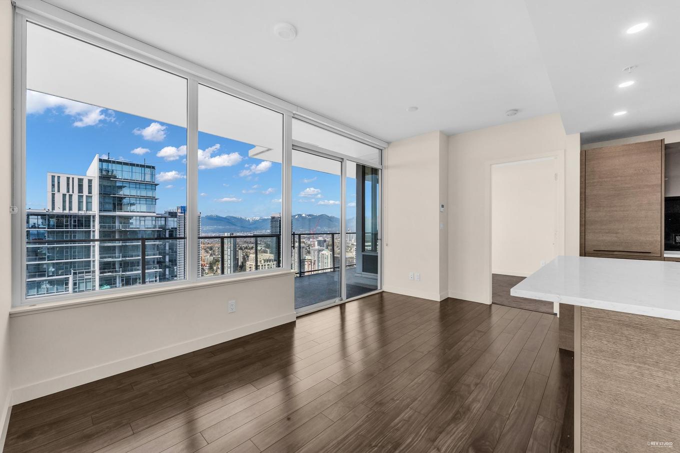 3605-6383 Mckay Avenue, Burnaby, BC