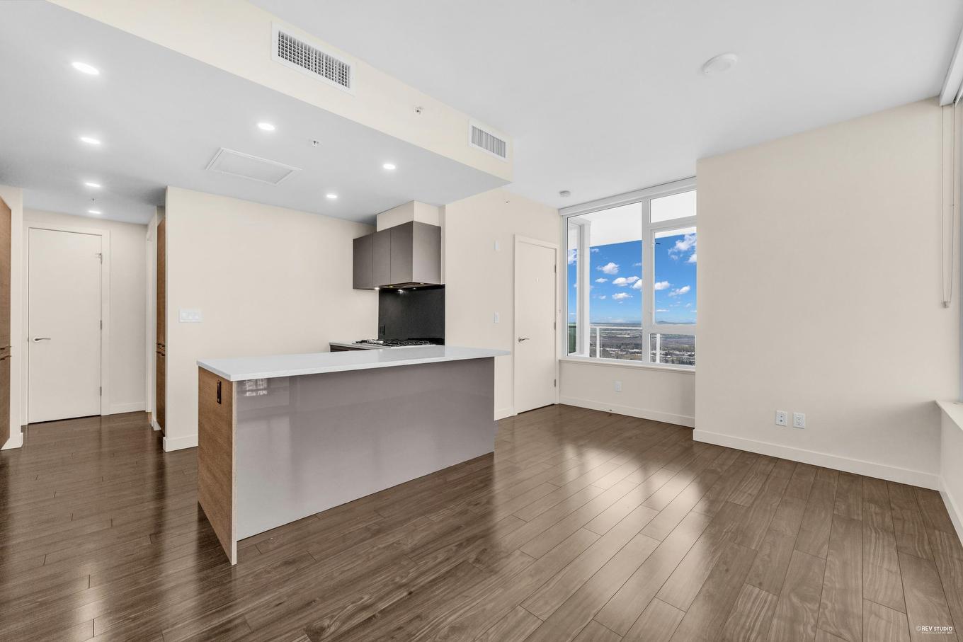 3605-6383 Mckay Avenue, Burnaby, BC